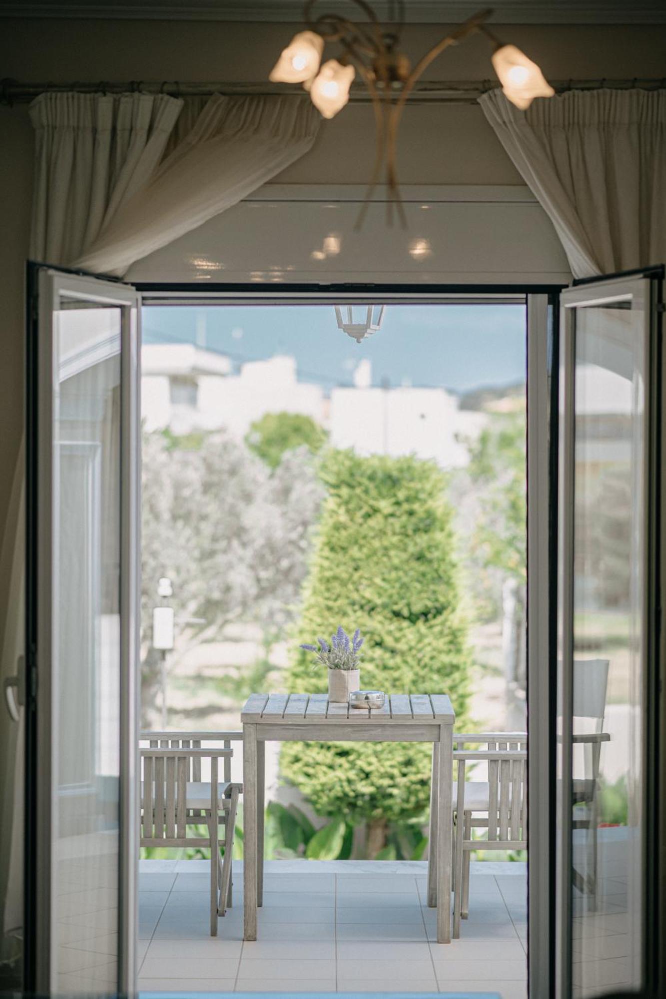 Nereides Luxury Kato Almiri
